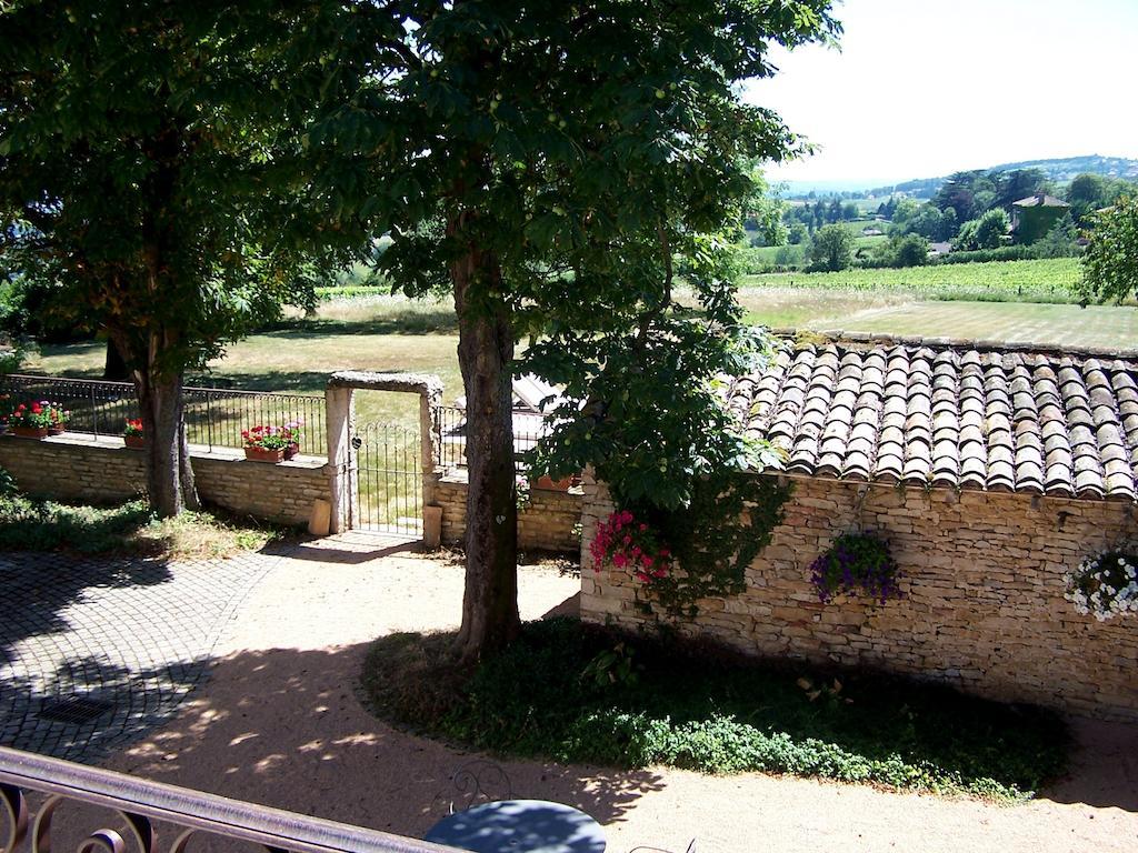 Clos De Pomeir Pension Pommiers  Buitenkant foto